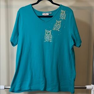 Quacker Factory Turquoise Owl V-Neck Top